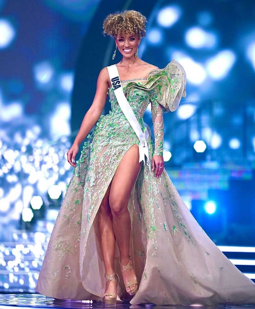 Nhìn lại top 10 trang phục dạ hội lộng lẫy nhất tại Miss Universe 2021
