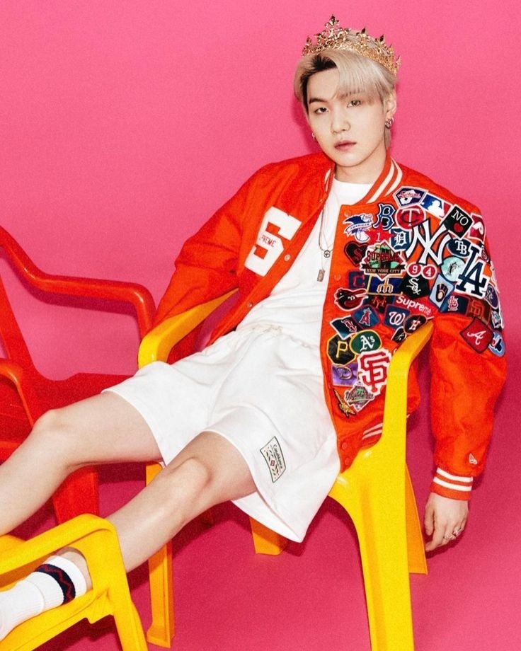 Sao Hàn ngày 31/12: Suga (BTS) trở thành nam nghệ sĩ solo Hàn Quốc đầu tiên tạo nên lịch sử trên Spotify