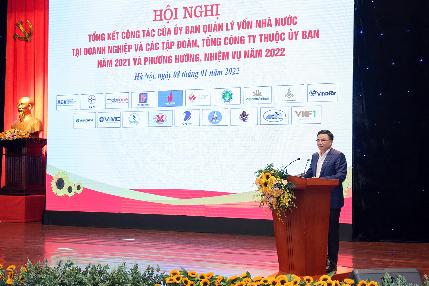 Petrovietnam đạt và hoàn thành vượt mức các chỉ tiêu sản xuất kinh doanh, dẫn đầu 19 tập đoàn, tổng công ty Nhà nước