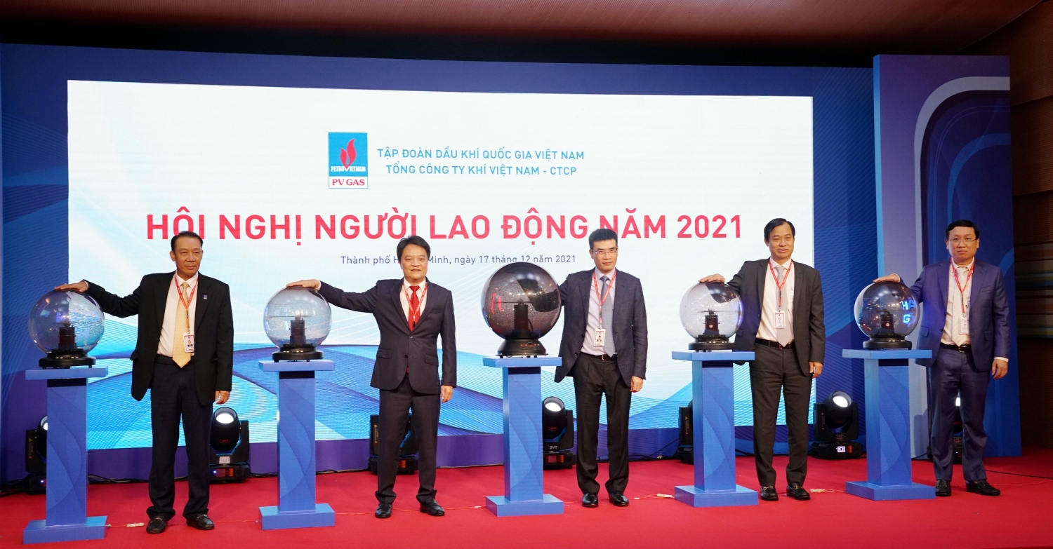Lan tỏa những giá trị tốt đẹp, nghĩa tình trong toàn thể cán bộ, công nhân viên người lao động
