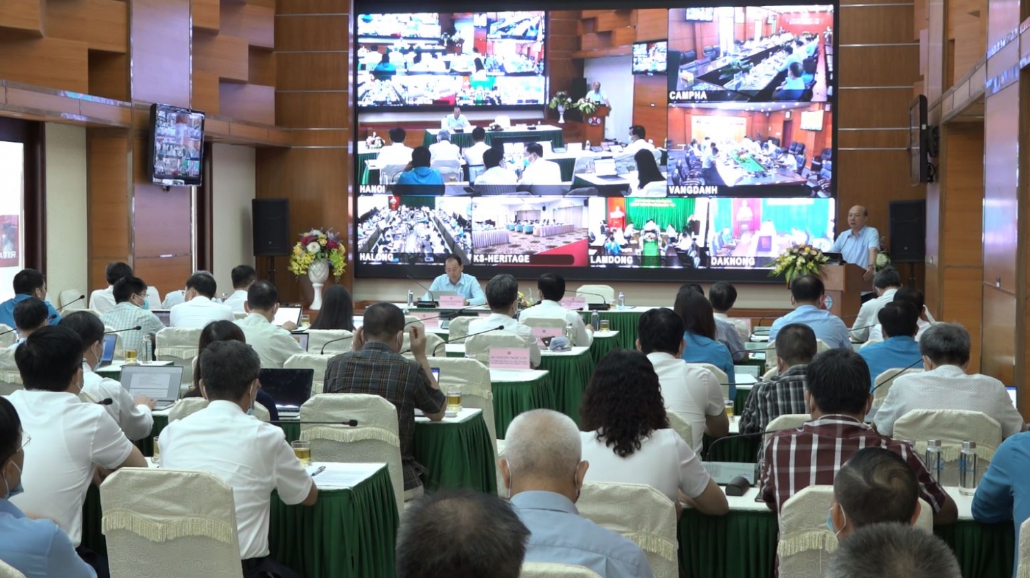TKV nỗ lực vượt khó, thực hiện thành công “mục tiêu kép”