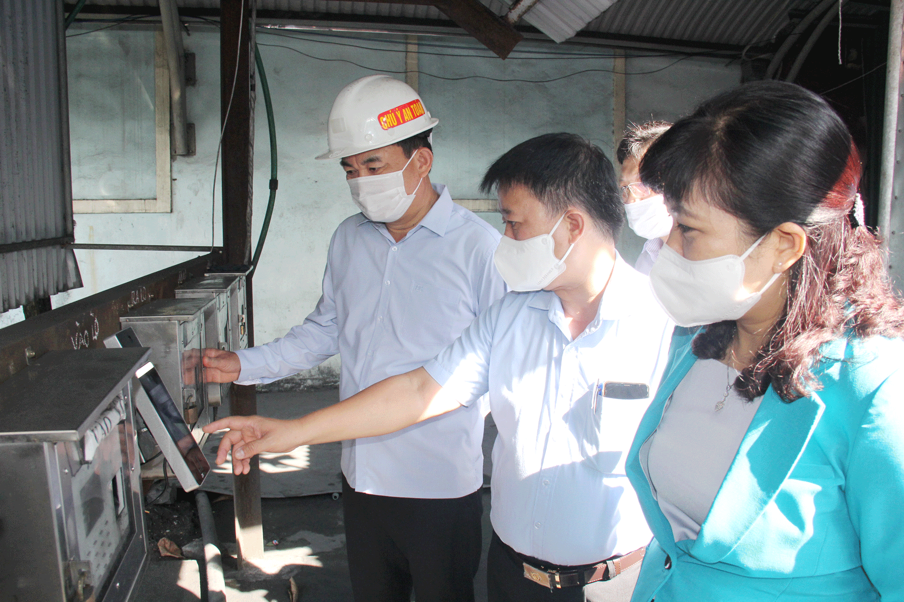 TKV luôn đồng hành cùng Quảng Ninh phòng chống dịch và phát triển kinh tế