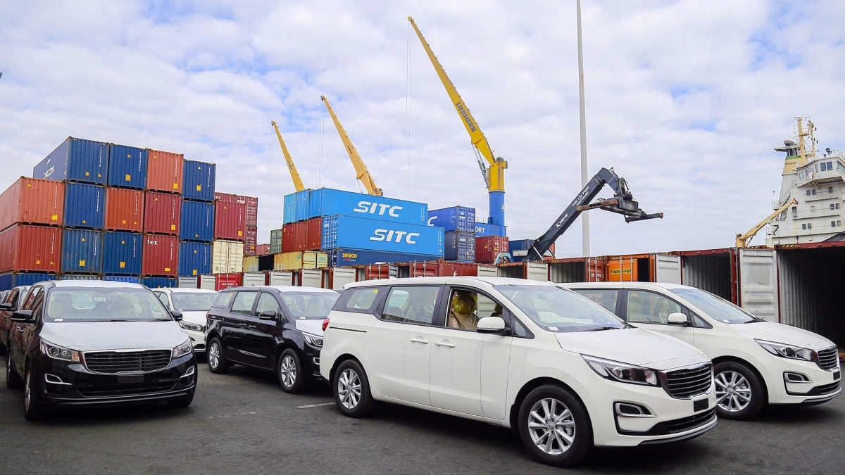Tin tức kinh tế ngày 14/2: Ôtô nhập khẩu dự báo sẽ khan hiếm hàng Tin tức kinh tế ngày 14/2: Ôtô nhập khẩu dự báo sẽ khan hiếm hàng