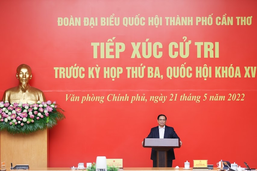 Thủ tướng Phạm Minh Chính tiếp xúc cử tri thành phố Cần Thơ