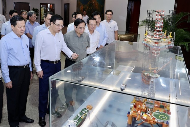 “Nàng công chúa dầu khí” không còn hấp dẫn như xưa, làm sao “hút” đầu tư dự án để thu hàng tỷ USD? - Ảnh 1.