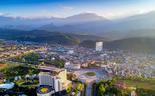 Lào Cai tích cực xây dựng và phát triển kinh tế nhanh, bền vững