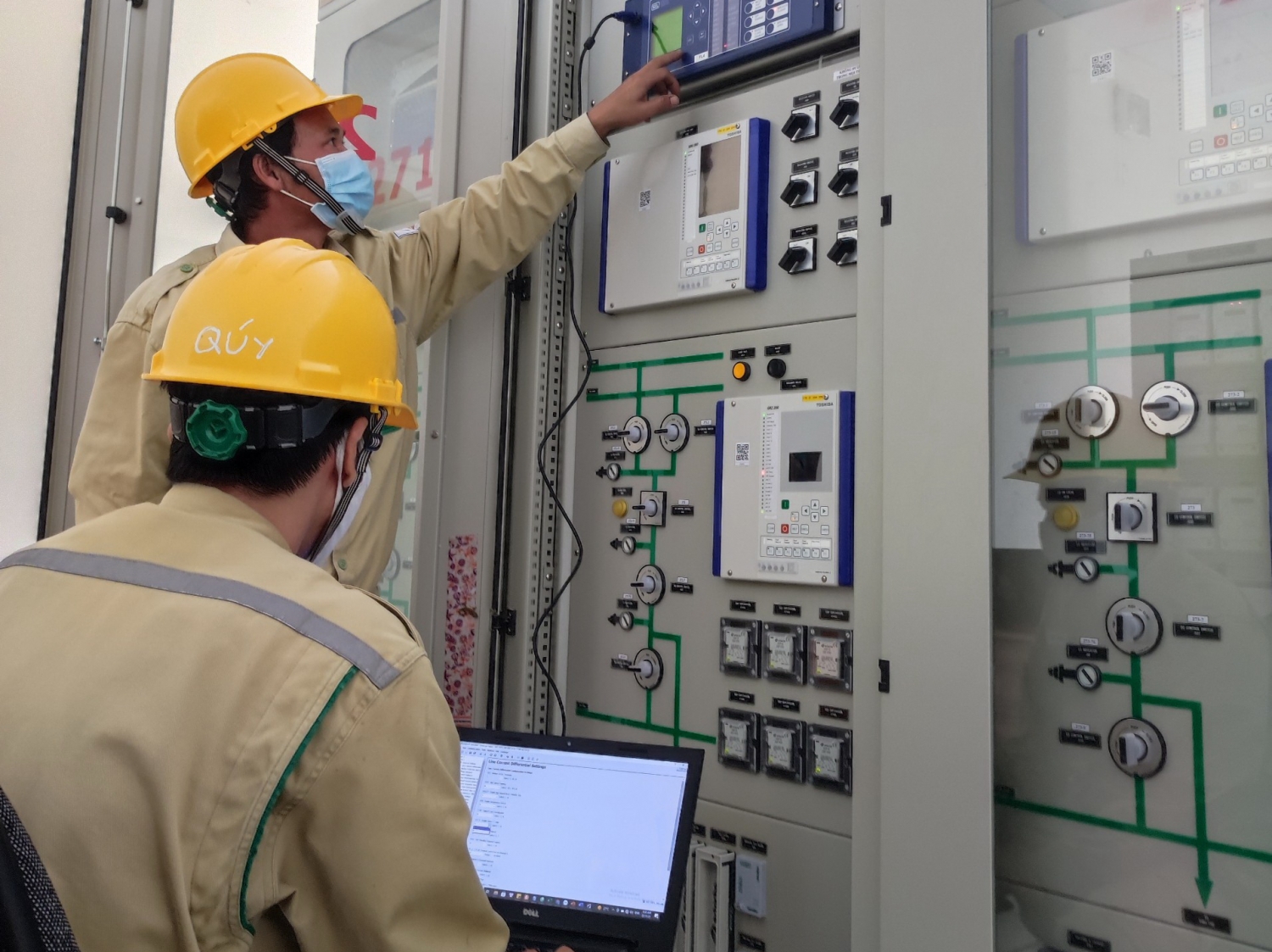 Đưa vào vận hành rơ-le định vị  sự cố cho các đường dây truyền tải điện 220kV