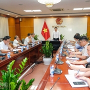 Quyết liệt gỡ khó cho hoạt động kinh doanh xăng dầu