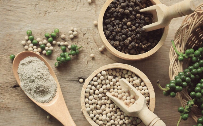 Giá tiêu hôm nay 17/2: Đồng loạt tăng thêm 500 đồng/kg