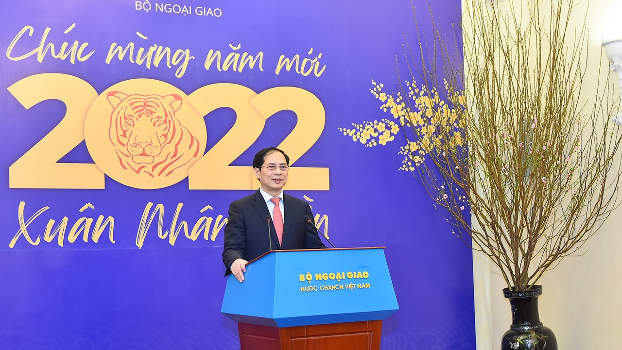 Bộ trưởng Ngoại giao Bùi Thanh Sơn gặp gỡ báo chí đầu năm