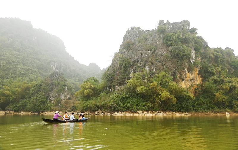 Thăm hồ Quan Sơn - 