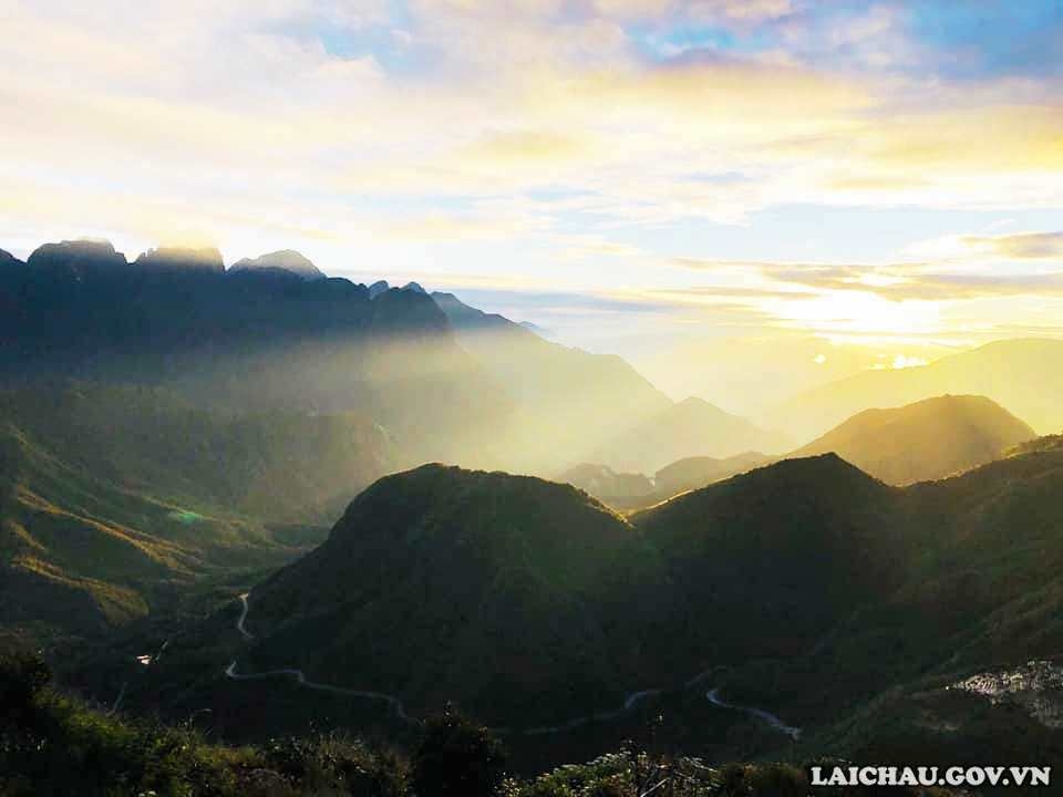 Cầu kính Rồng Mây Lai Châu - Điểm đến lý tưởng Cầu kính Rồng Mây Lai Châu - Điểm đến lý tưởng