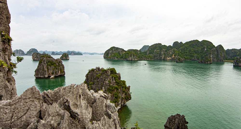 Vụng Hà - Thiên đường của đá và nước Vụng Hà - Thiên đường của đá và nước