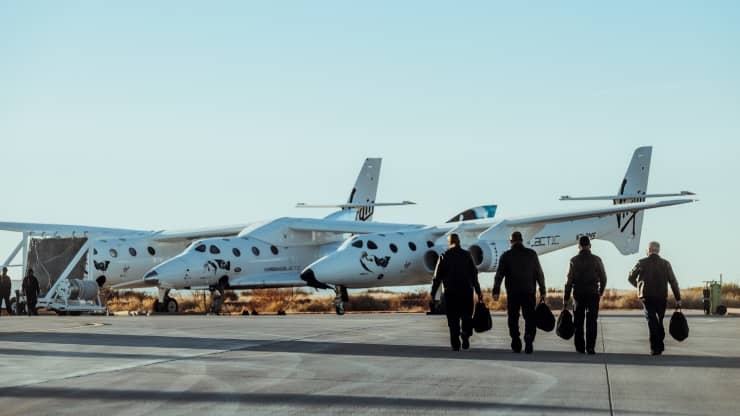 Virgin Galactic thực hiện thành công chuyến bay rìa vũ trụ lần thứ ba