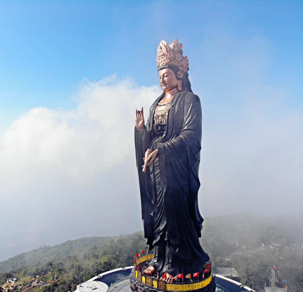 Du lịch núi Bà Đen - Chinh phục nóc nhà Nam Bộ