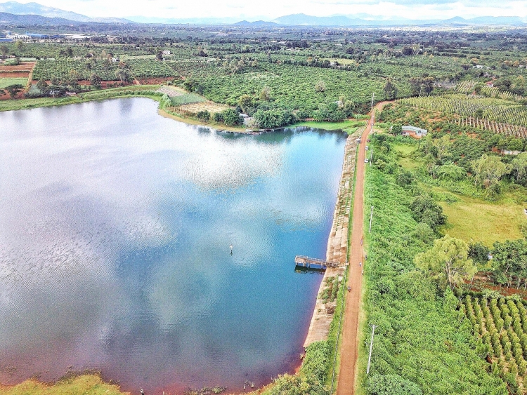 Khám phá "hồ trên núi" Khám phá "hồ trên núi"