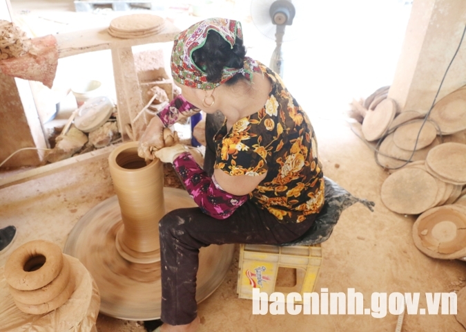 Đặc sắc làng nghề gốm Phù Lãng