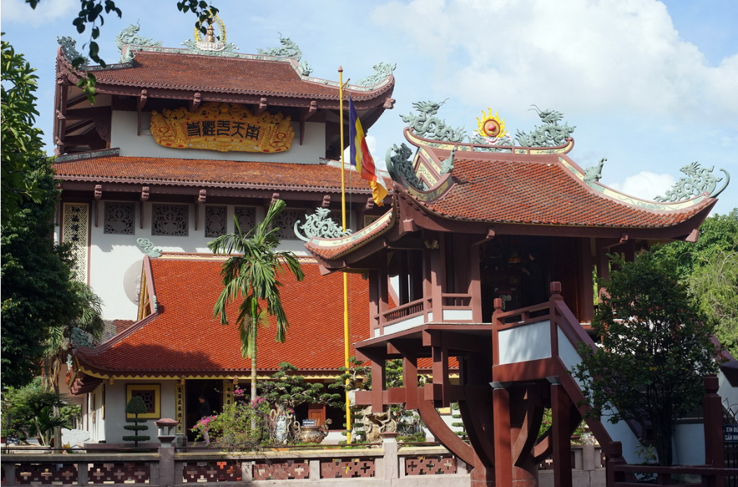 Nam Thiên Nhất Trụ - Ngôi chùa Một Cột nổi tiếng trời Nam