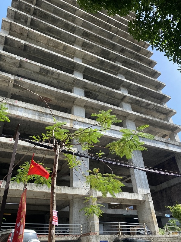 &quot;Treo&quot; hơn 10 năm, VIPCO ngậm ngùi bán đấu giá hai tòa nhà trên đất vàng Hải Phòng