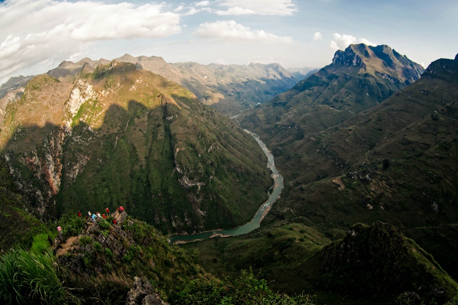 Chèo sup trên sông Nho Quế