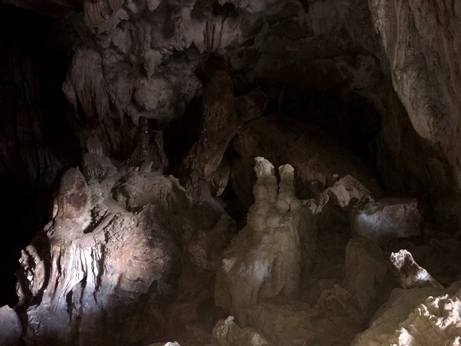 Ngỡ ngàng trước vẻ đẹp kỳ vĩ của hang động Khó Chua La Ngỡ ngàng trước vẻ đẹp kỳ vĩ của hang động Khó Chua La