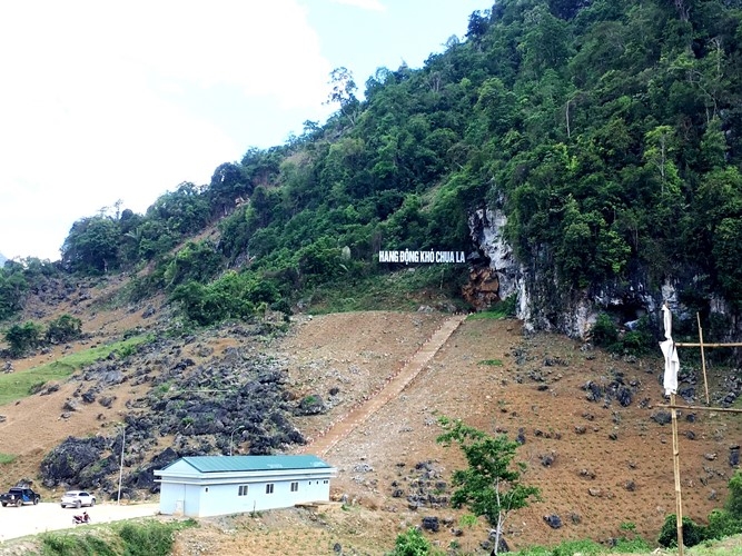 Ngỡ ngàng trước vẻ đẹp kỳ vĩ của hang động Khó Chua La Ngỡ ngàng trước vẻ đẹp kỳ vĩ của hang động Khó Chua La