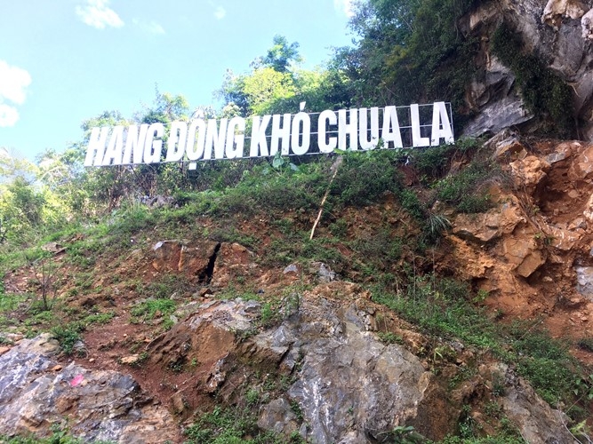 Ngỡ ngàng trước vẻ đẹp kỳ vĩ của hang động Khó Chua La Ngỡ ngàng trước vẻ đẹp kỳ vĩ của hang động Khó Chua La