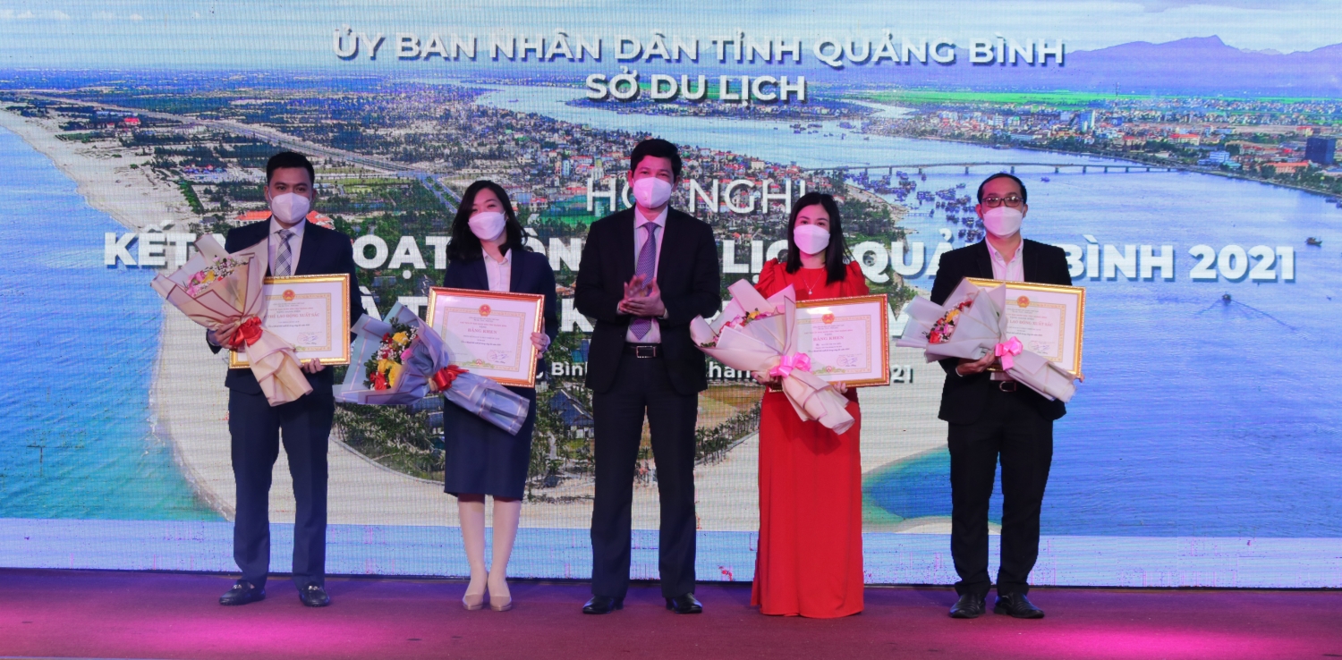 Truyền thông quốc tế đánh giá cao du lịch Quảng Bình trong năm 2021
