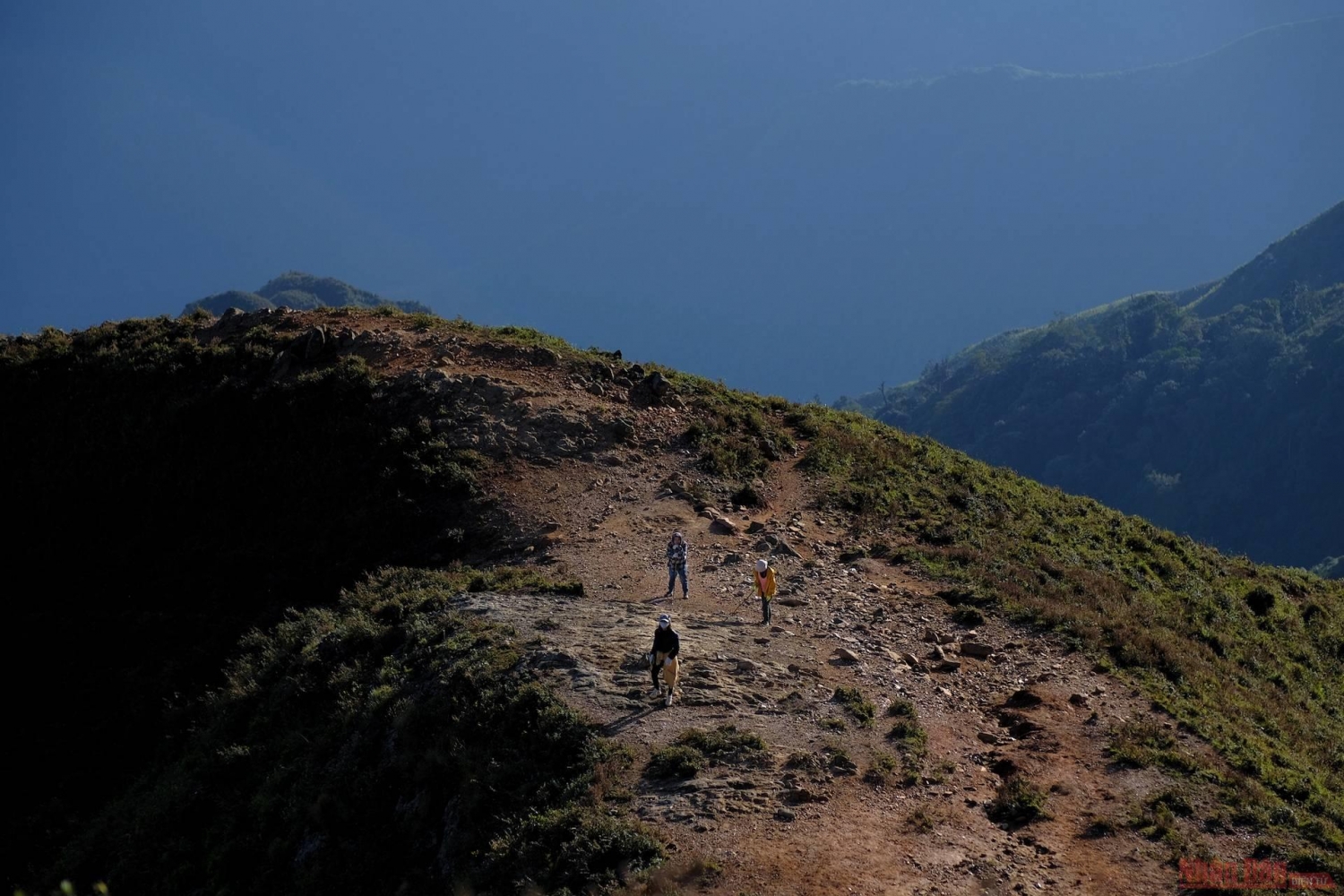 Tà Chì Nhù, cung đường chinh phục nóc nhà Yên Bái