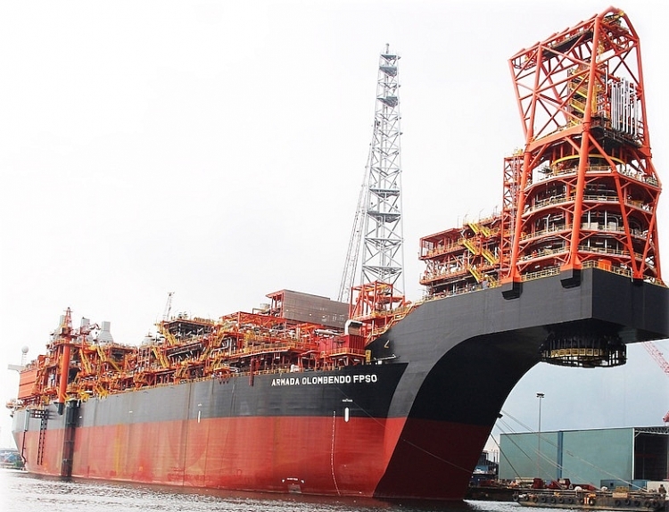 Eni bắt đầu khai thác một mỏ dầu ở Angola chỉ sau 4 tháng phát hiện