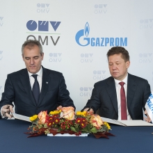 omv va aker bp ky thoa thuan hop tac ve so hoa