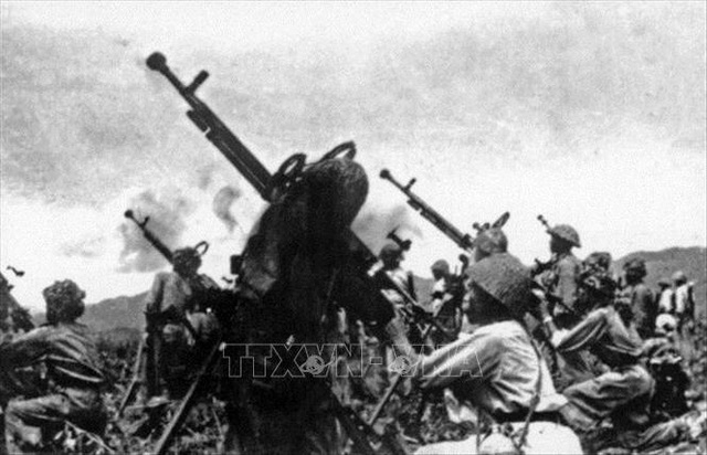 nhin lai 56 ngay dem lam nen chien thang dien bien phu chan dong dia cau