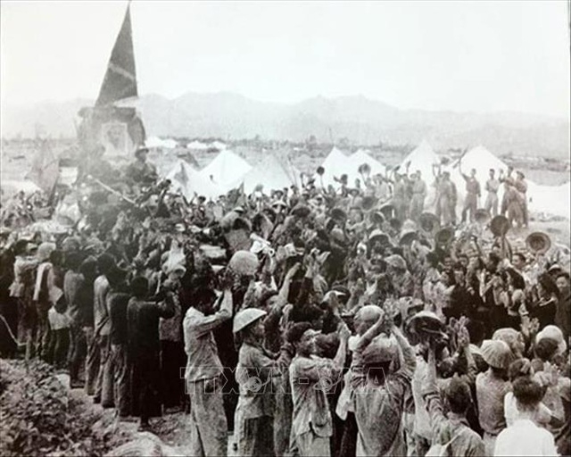 nhin lai 56 ngay dem lam nen chien thang dien bien phu chan dong dia cau