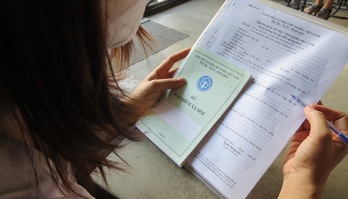 TP HCM: BHXH giao và nhận hồ sơ thủ tục hành chính có tính cước qua bưu điện từ 1/12