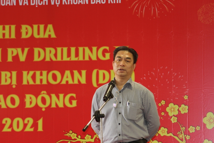 PV Drilling tổ chức Lễ phát động thi đua cao điểm giàn khoan PV DRILLING V và chúc Tết xuân Tân Sửu năm 2021 PV Drilling phát động thi đua cao điểm dự án đóng mới cụm thiết bị khoan (DES) và bảo dưỡng/tái khởi động giàn PV DRILLING V- chúc Tết NLĐ