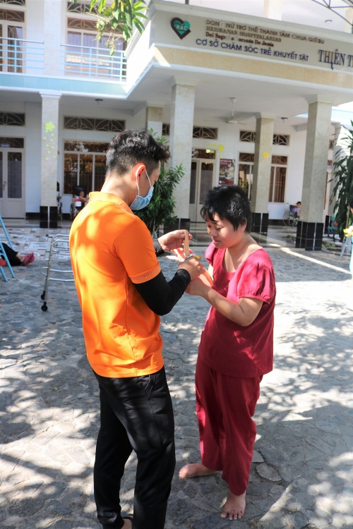 Tuổi trẻ Vietsovpetro tổ chức chương trình về nguồn kết hợp an sinh xã hội và trồng cây xanh Tháng Thanh niên 2021
