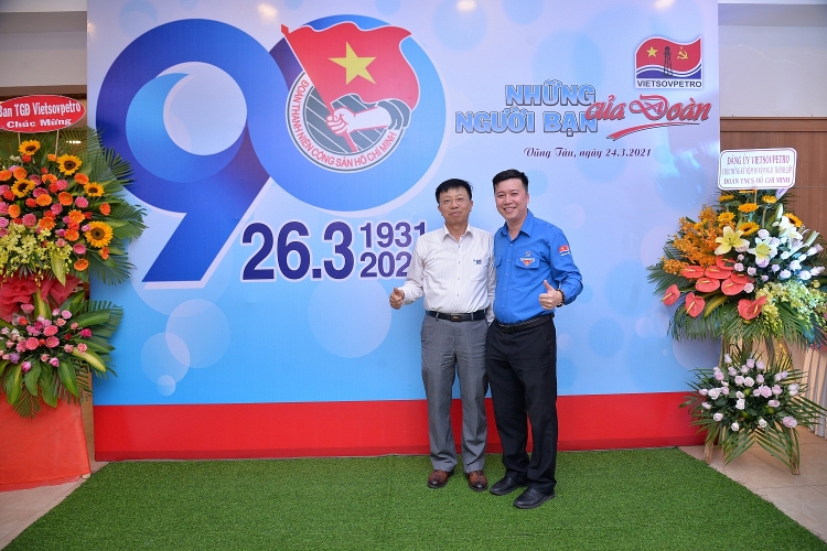 Tuổi trẻ Vietsovpetro kỷ niệm 90 năm Ngày thành lập Đoàn TNCS Hồ Chí Minh và gặp mặt giao lưu cán bộ Đoàn qua các thời kỳ