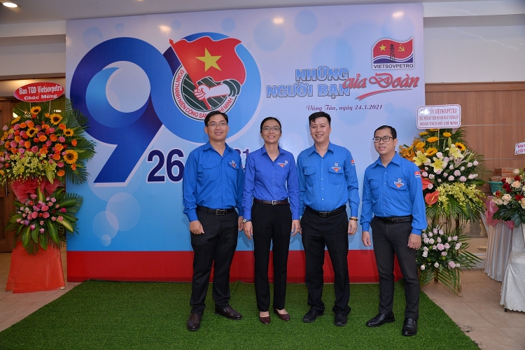 Tuổi trẻ Vietsovpetro kỷ niệm 90 năm Ngày thành lập Đoàn TNCS Hồ Chí Minh và gặp mặt giao lưu cán bộ Đoàn qua các thời kỳ