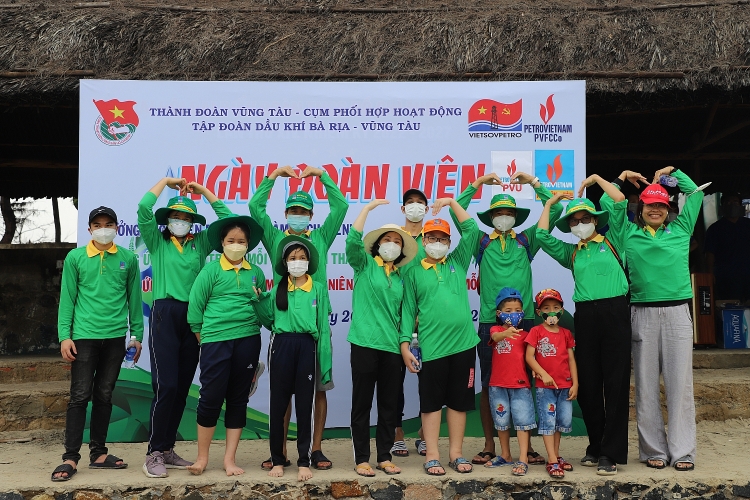 Đoàn viên thanh niên Cụm phối hợp hoạt động Tập đoàn Dầu khí BR-VT ra quân Ngày đoàn viên Đoàn viên thanh niên Cụm phối hợp hoạt động Bà Rịa - Vũng Tàu ra quân Ngày đoàn viên