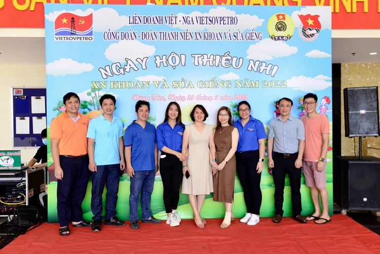 Xí nghiệp Khoan và Sửa giếng tổ chức “Ngày hội Thiếu nhi”