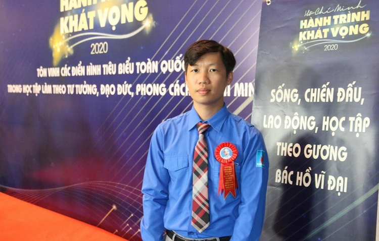 tuoi tre vietsovpetro gat hai nhieu thanh tich trong cong tac doan va phong trao thanh nien 6 thang dau nam