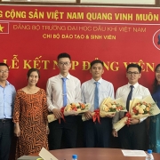 Phát triển đảng trong sinh viên: Tạo đà xây dựng nguồn nhân lực chất lượng cao cho ngành Dầu khí và xã hội