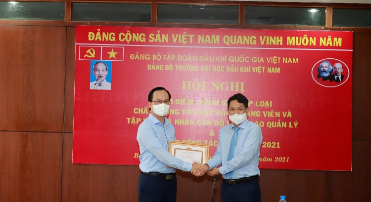 Đảng ủy PVU tổ chức Hội nghị Kiểm điểm tự phê bình và phê bình, tổng kết công tác Đảng năm 2021