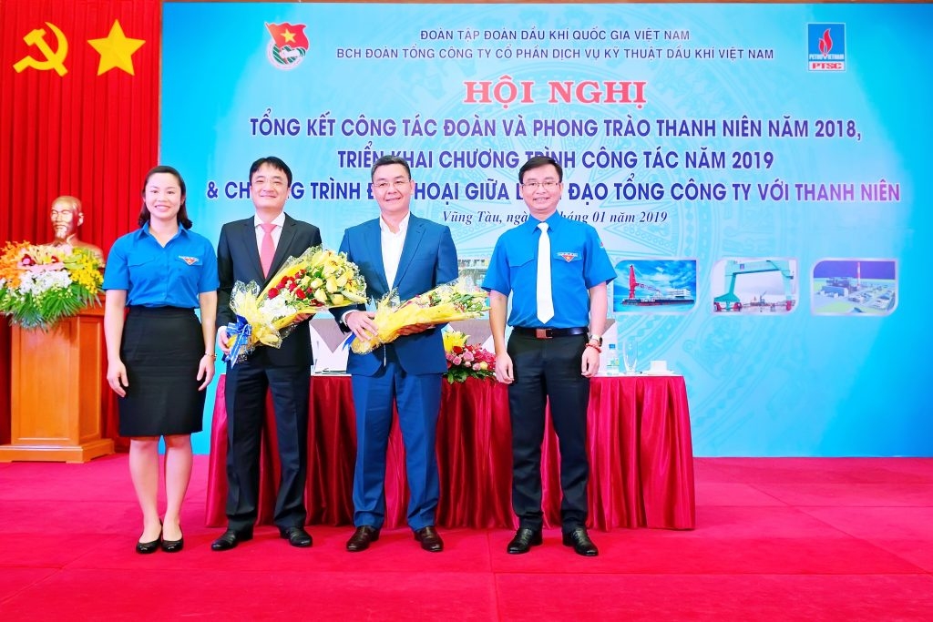 lanh dao ptsc doi thoai voi doan vien thanh nien