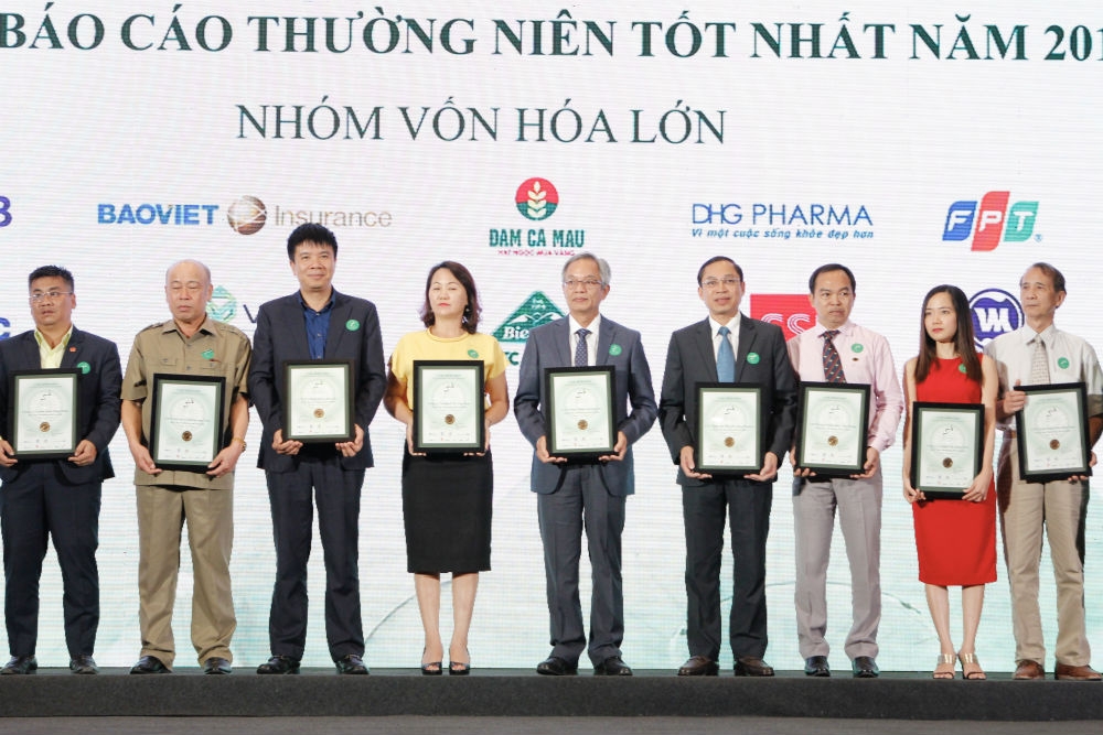nt2 vao top 10 doanh nghiep co bao cao thuong nien tot nhat