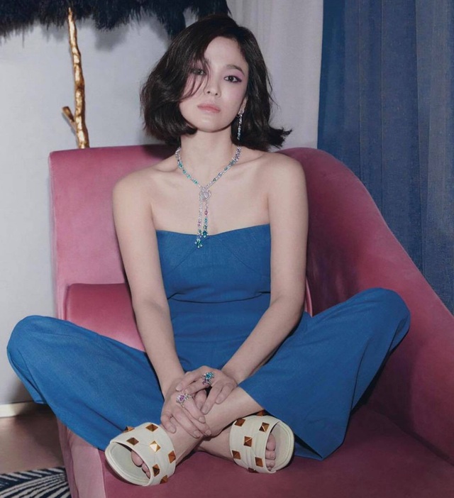 Ảnh thời nặng 70kg của Song Hye Kyo gây sốt mạng xã hội - 11 Ảnh thời nặng 70kg của Song Hye Kyo gây sốt mạng xã hội - 11