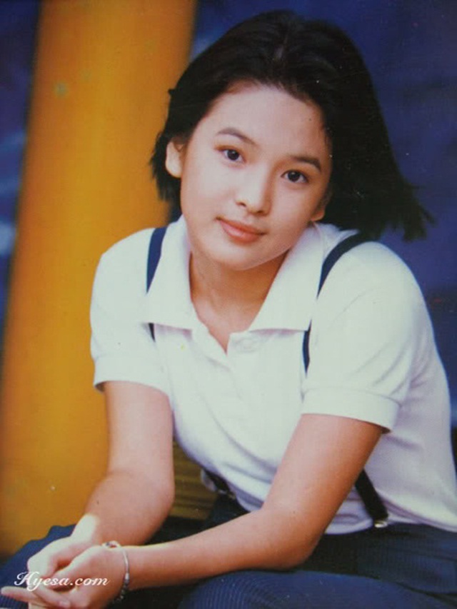 Ảnh thời nặng 70kg của Song Hye Kyo gây sốt mạng xã hội - 3 Ảnh thời nặng 70kg của Song Hye Kyo gây sốt mạng xã hội - 3