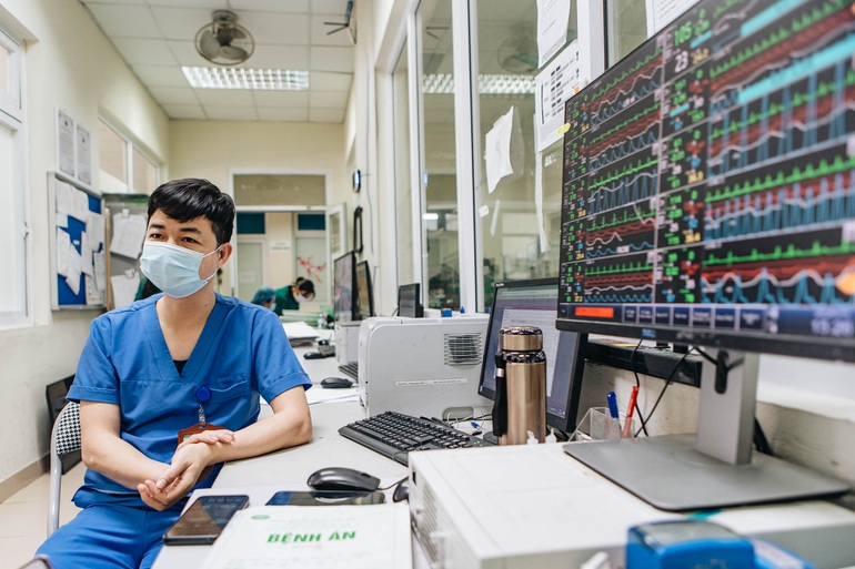 Những người quên Tết giữ vững lá chắn Covid-19 của Thủ đô - 8 Những người quên Tết giữ vững lá chắn Covid-19 của Thủ đô - 8