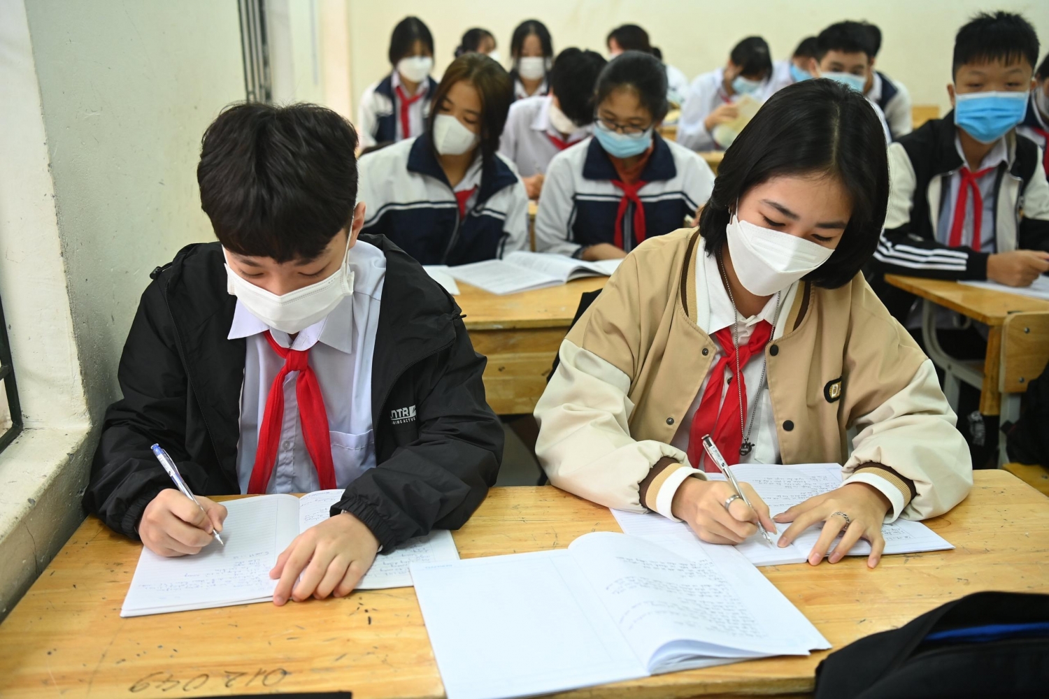 Thêm nhiều tỉnh, thành tạm hoãn cho học sinh đến trường do dịch bệnh