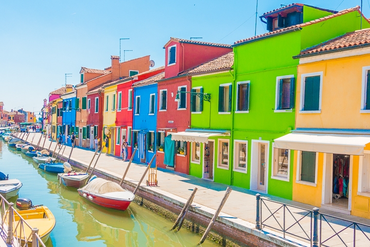 Ghé thăm Burano - Ngôi làng rực rỡ sắc màu của nước Ý